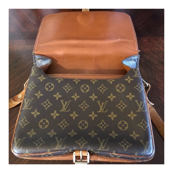 🌸SOLD🌸AUTHENTIC LOUIS VUITTON CARTOUCHIERE GM - Picture 7 of 8